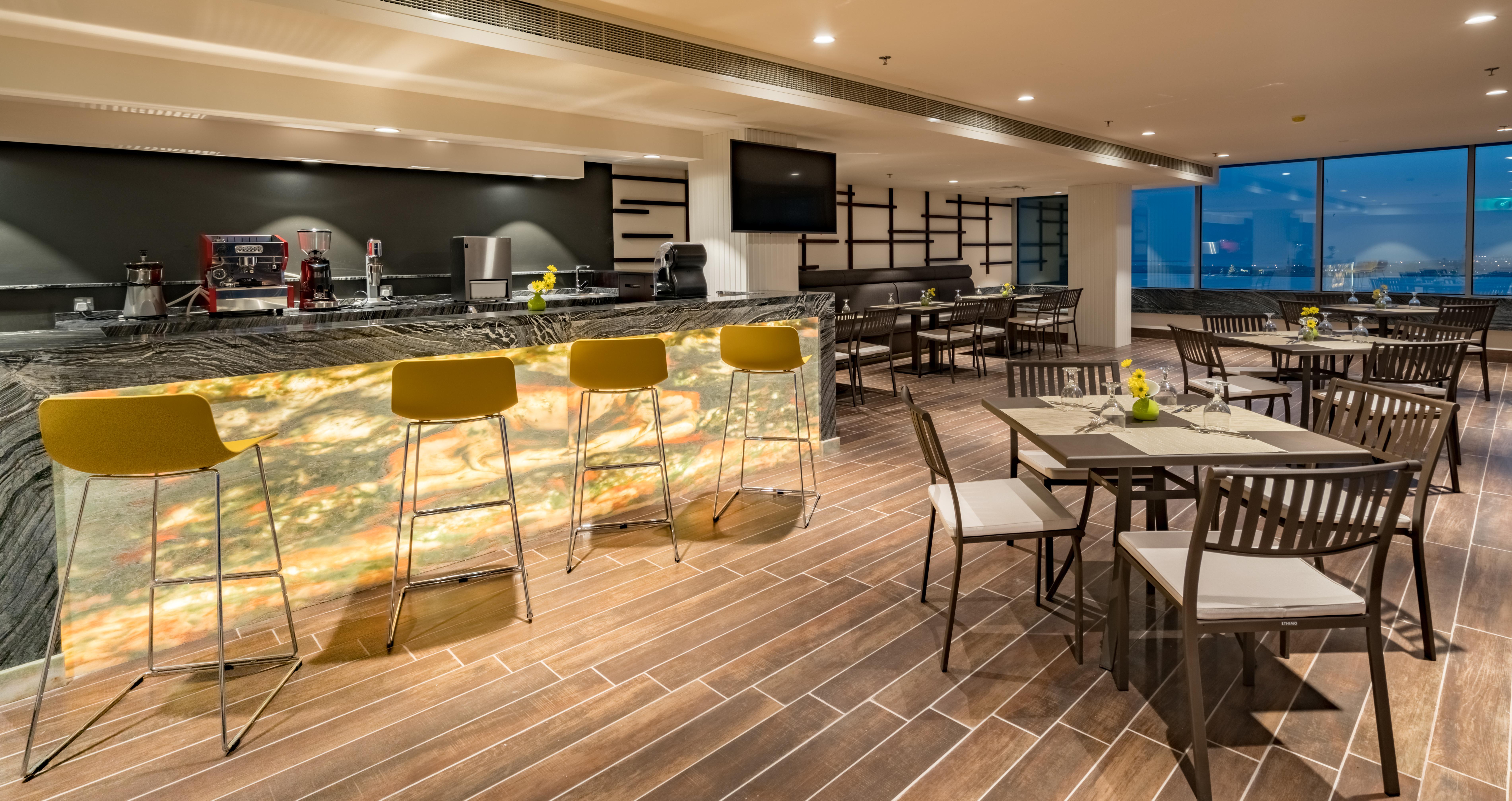 فندق ومركز مؤتمرات ذا غروف بحرين المنامة المظهر الخارجي الصورة The lounge at the airport