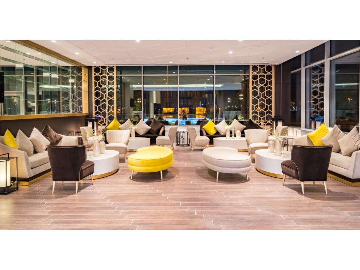 فندق ومركز مؤتمرات ذا غروف بحرين المنامة المظهر الخارجي الصورة The lounge at the airport